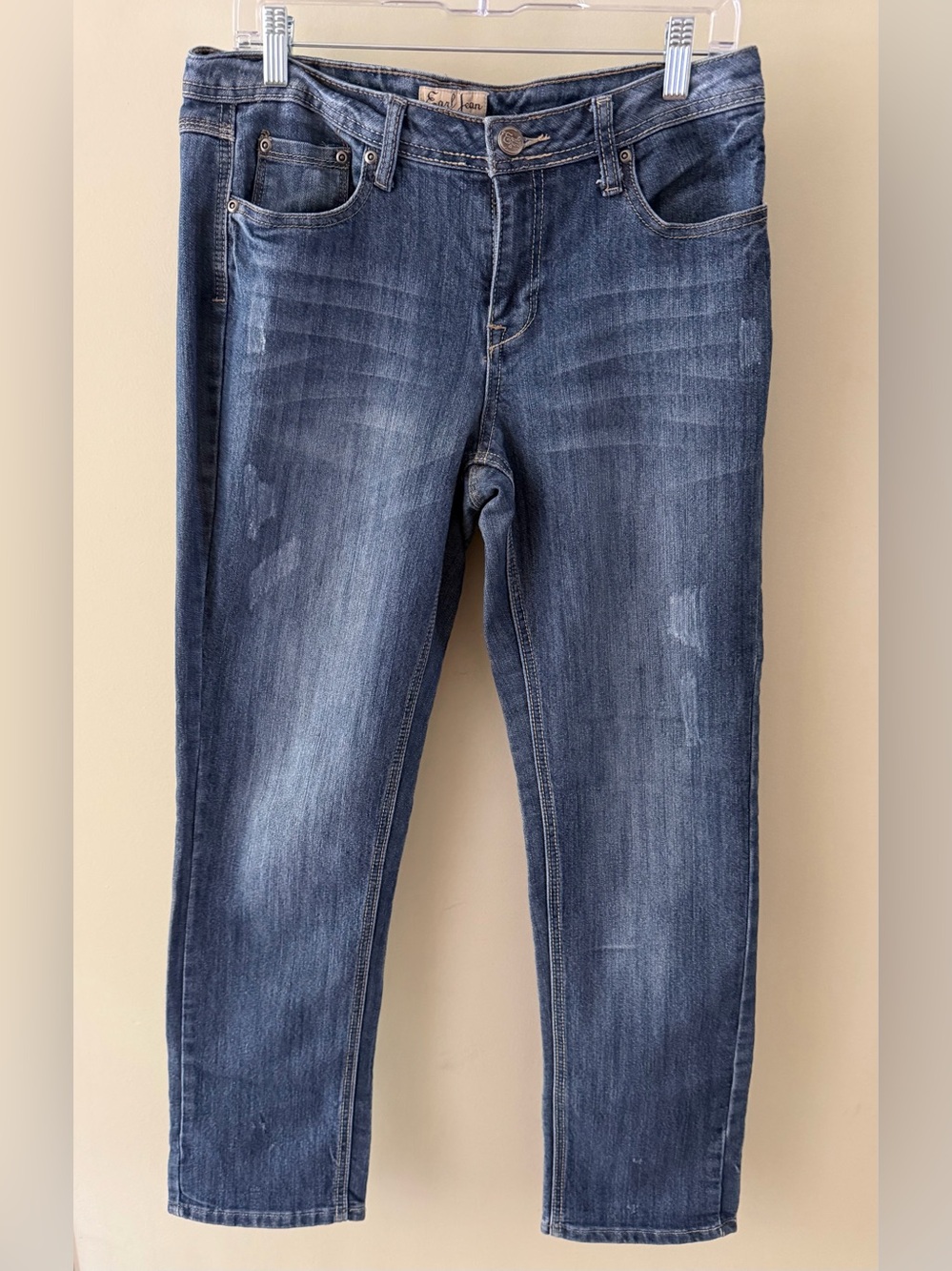 Earl Jean Distressed Blue Jeans Size 10